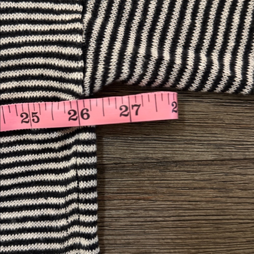 Eileen Fisher Black White Striped Linen Sweater - Picture 8 of 9